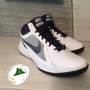 **Sold Nike Men’s Overplay VIII